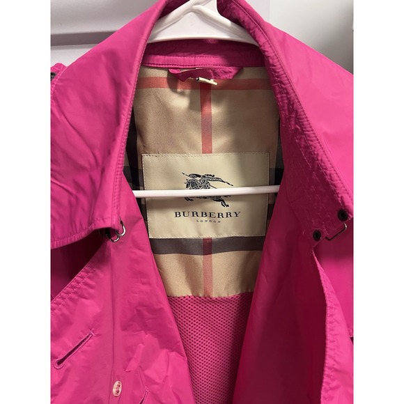 Burberry Pink Short Trench Coat Nylon Jacket In US Size 6 Women's (missing belt) - Picture 10 of 12